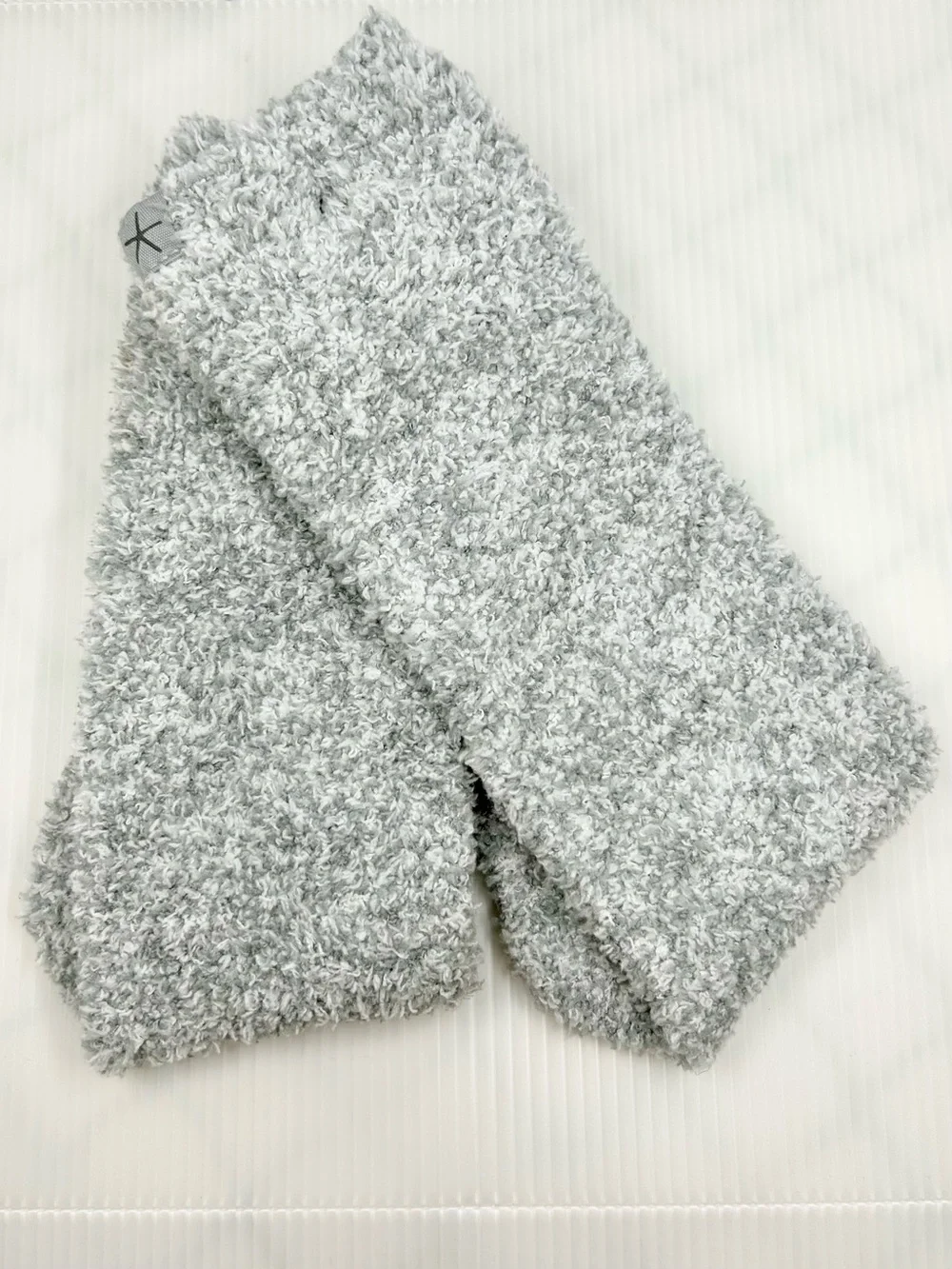 NWT Barefoot Dreams CozyChic Heathered Socks